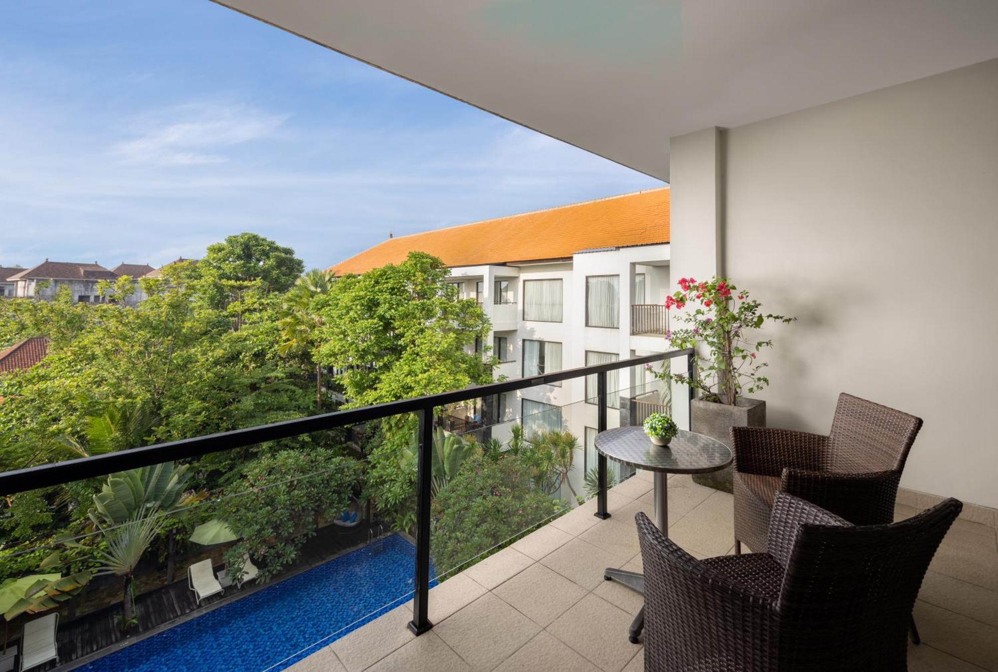 Taksu Sanur Hotel Exterior foto